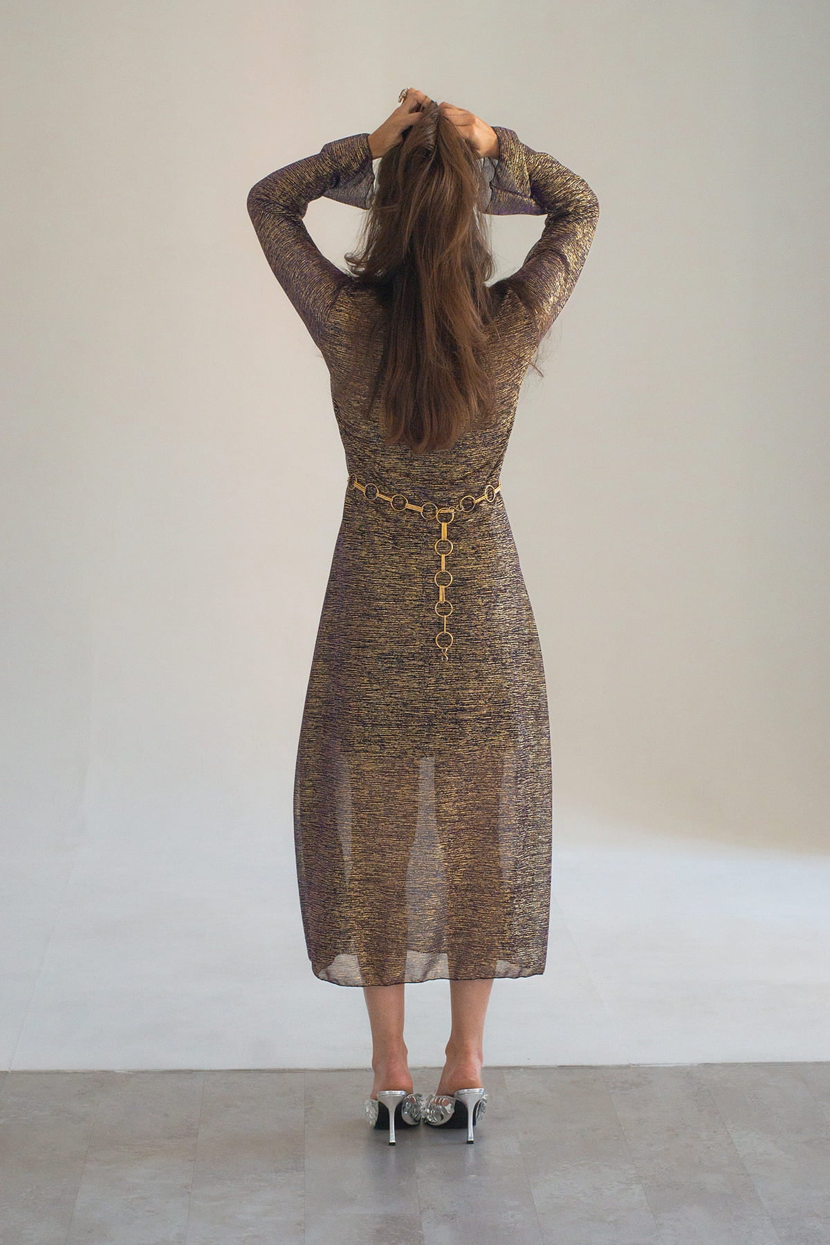 túnica con estampado dorado