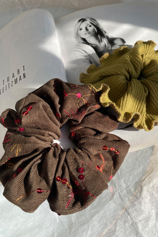 Scrunchie marrón