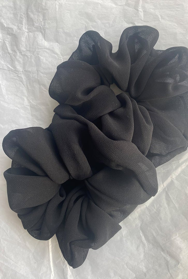 Srunchie color negro