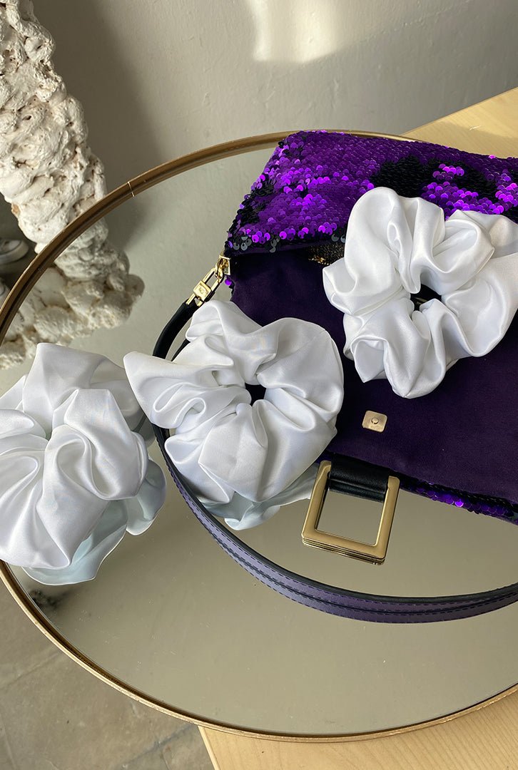 Scrunchie color blanco